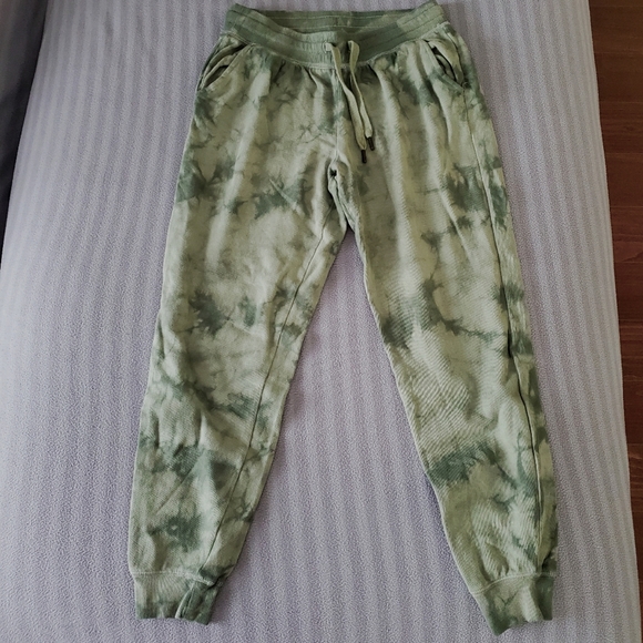 SET*Old Navy tye-dyed hoodie and sweatpants set - Picture 3 of 9